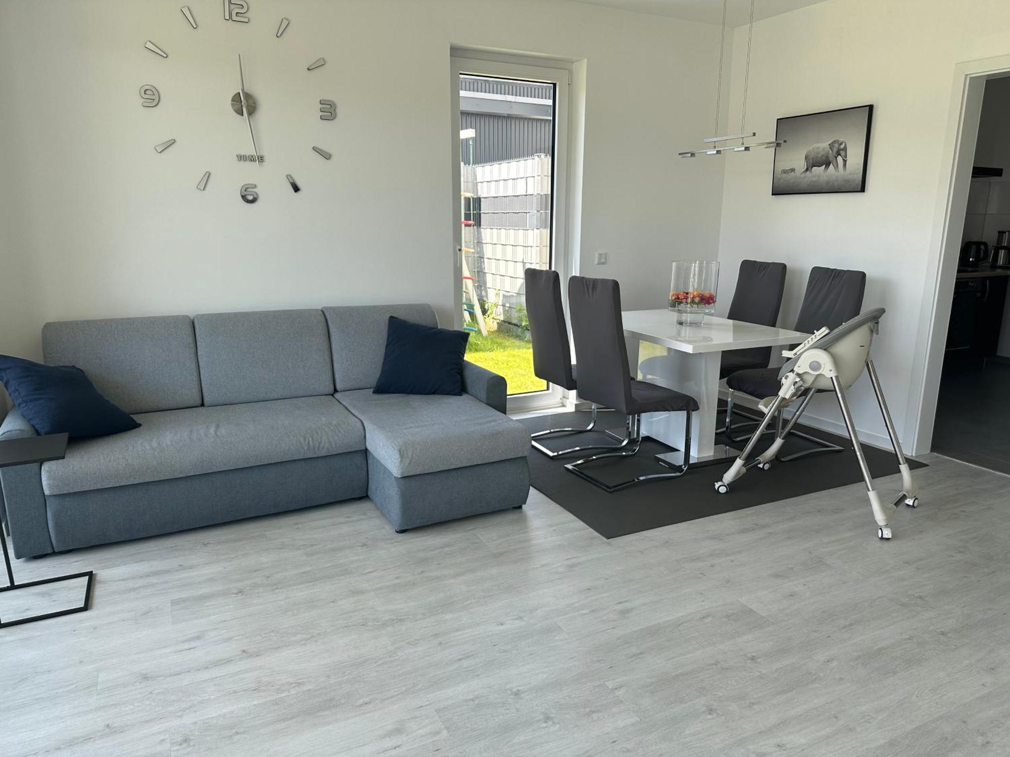 Neue Doppelhaushaelfte Mit Terrasse, Balkon Und Garten Remscheid Eksteriør billede